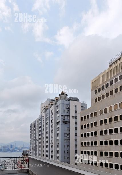 香港大厦 租盘 开放式间隔 , 1 浴室 130 平方尺