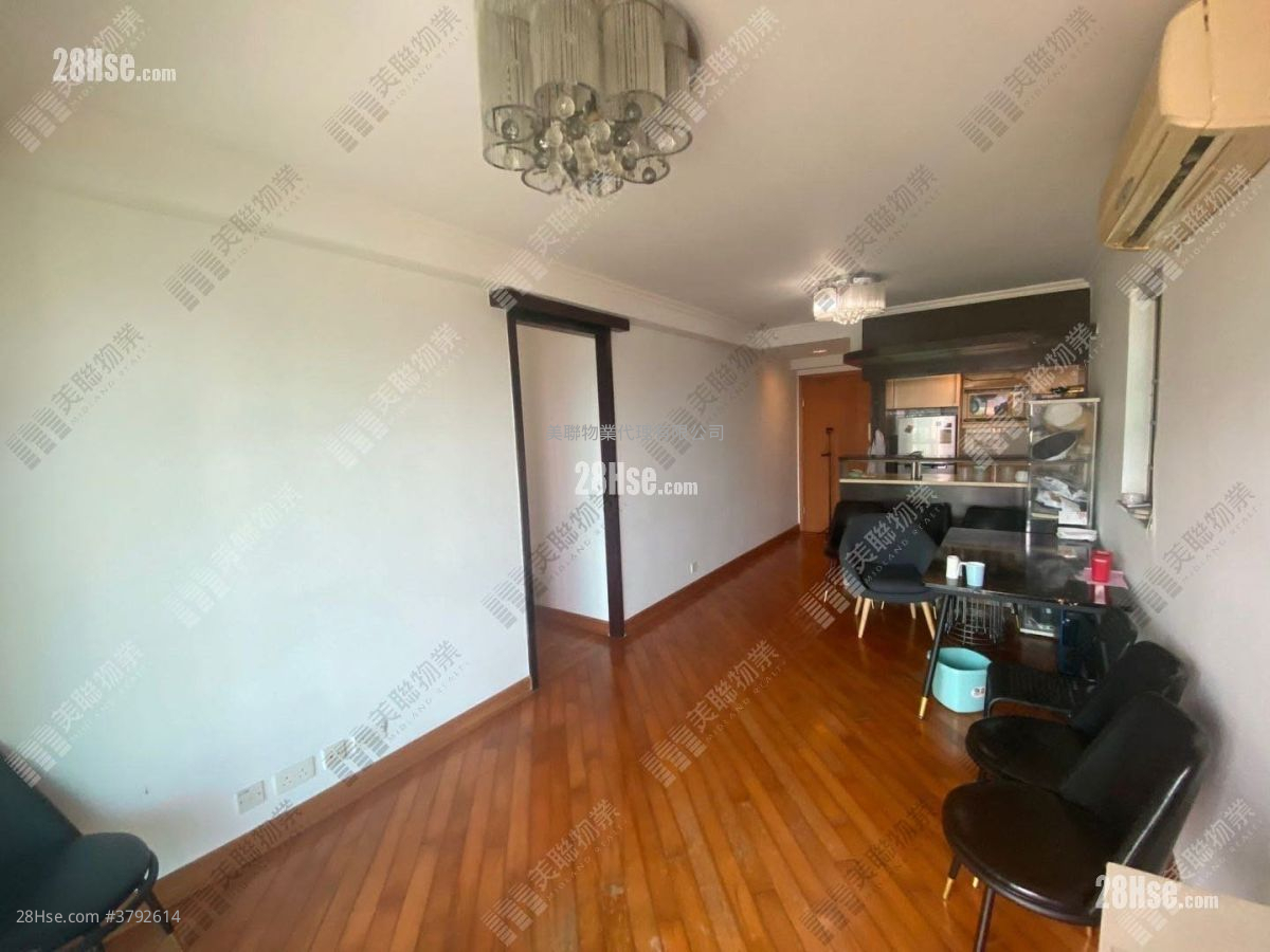 Park Central Sell 3 Bedrooms , 1 Bathroom 638 ft²