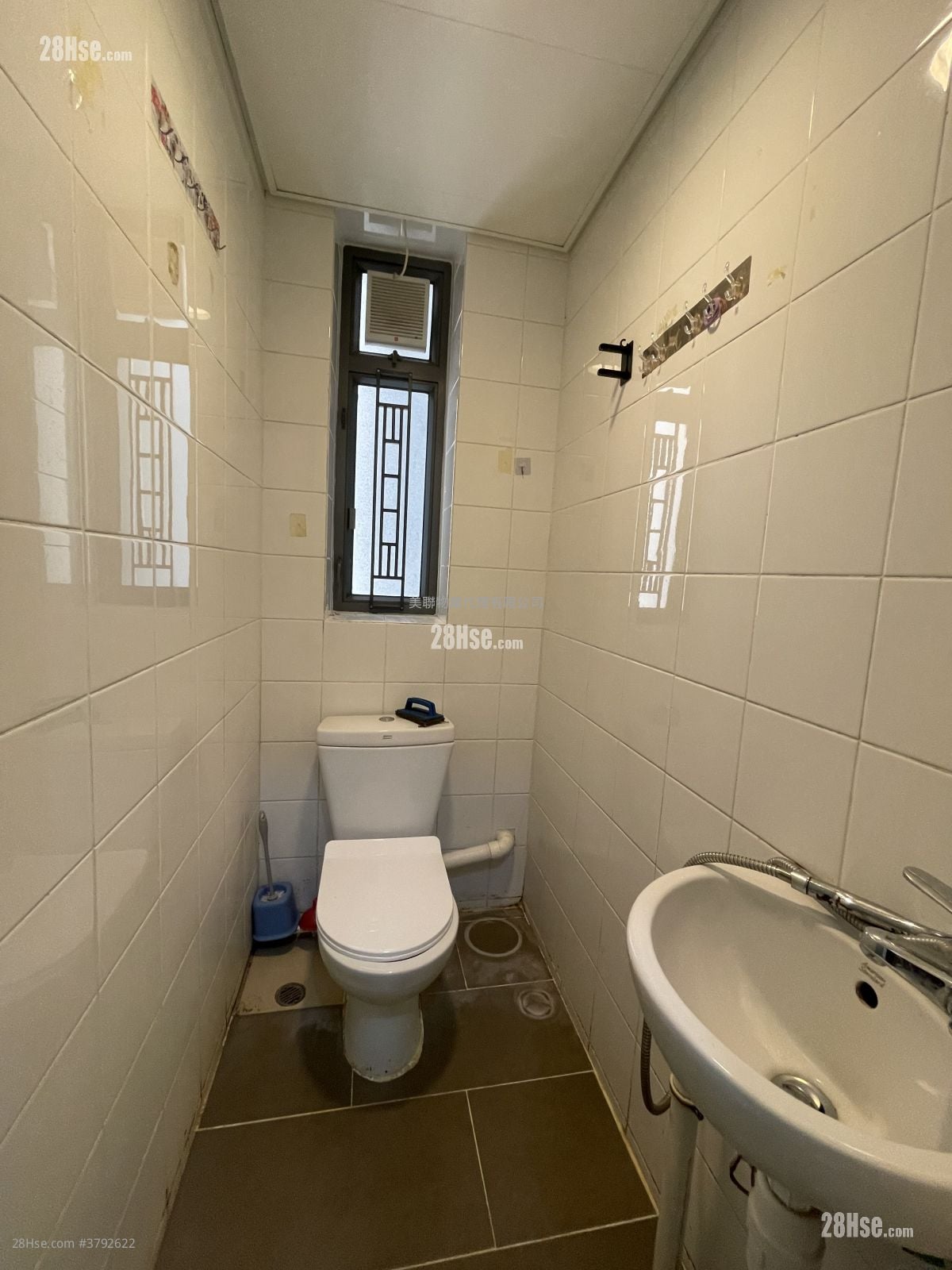 servant’s room: 廁所