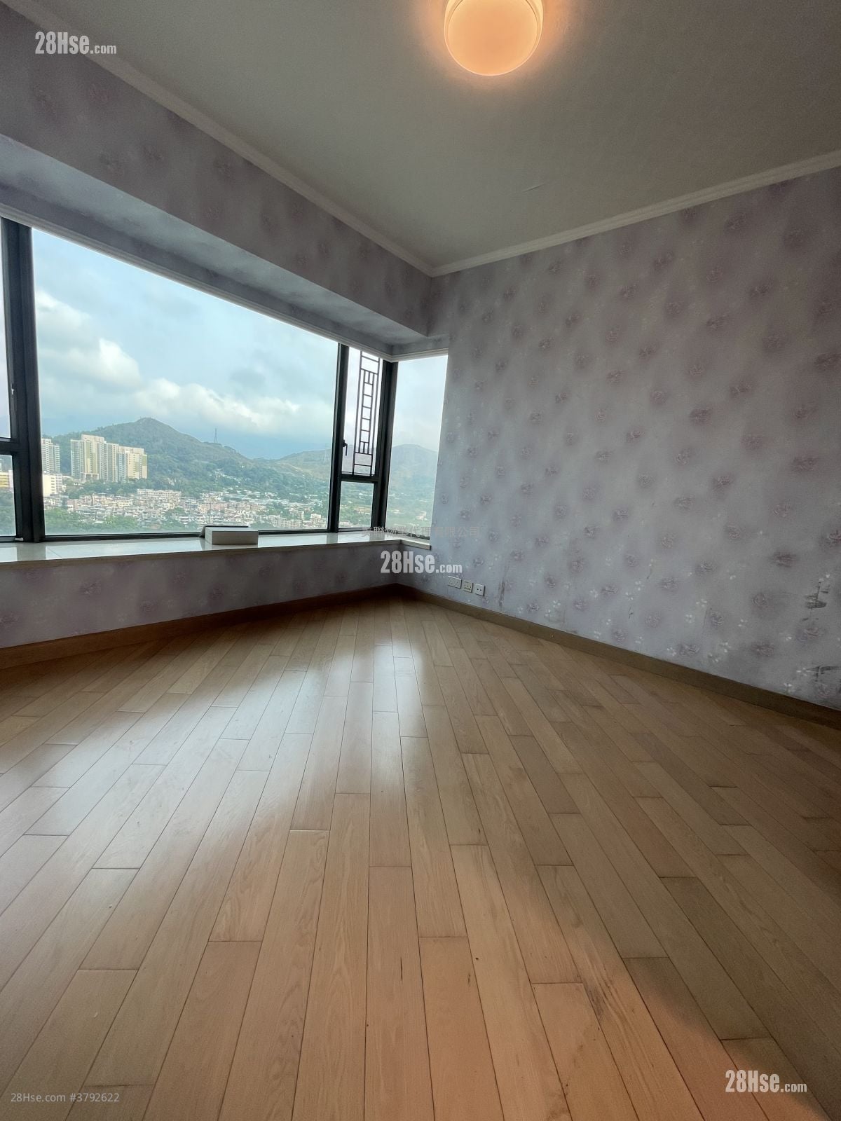 master room: Yoho Midtown Rental 5+ Bedrooms , 3 Bathrooms 1,026 ft²