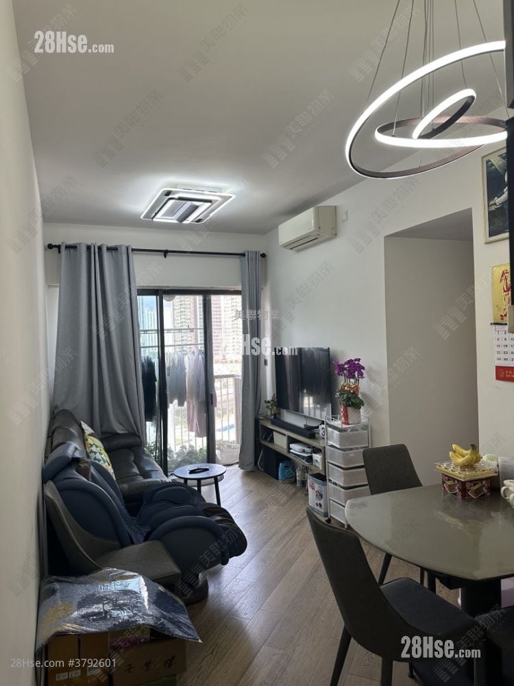 The Parkville Sell 3 Bedrooms 745 ft²