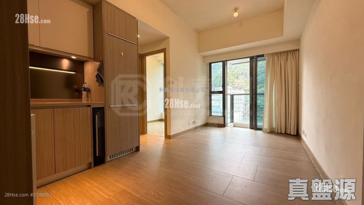 Lime Gala Sell 2 Bedrooms , 1 Bathroom 489 ft²