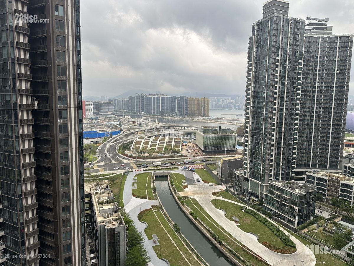 Vibe Centro Rental 2 Bedrooms , 1 Bathroom 504 ft²