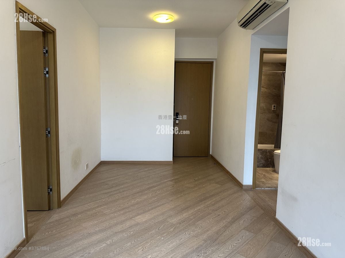 Vibe Centro Rental 2 Bedrooms , 1 Bathroom 504 ft²