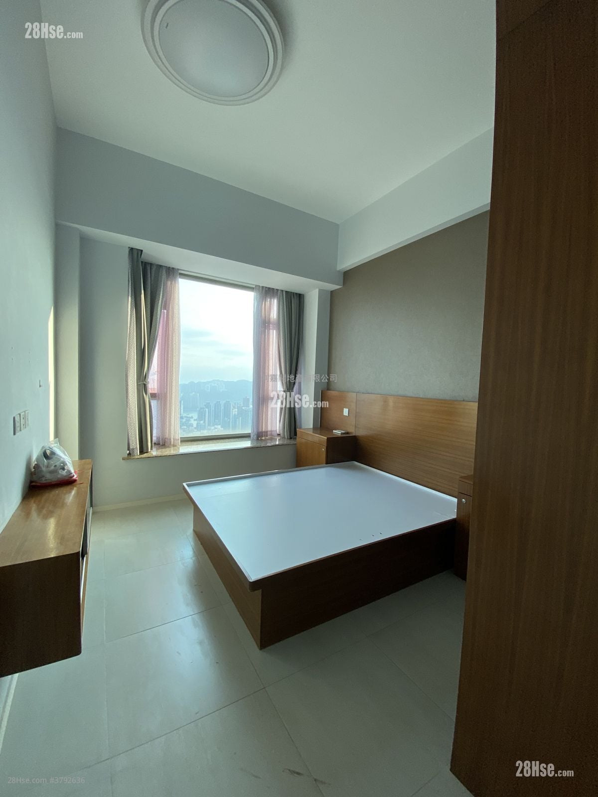 The Cairnhill Sell 3 Bedrooms , 3 Bathrooms 1,008 ft²