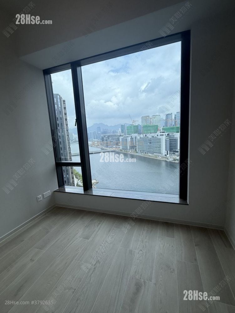 柏蔚森 租盘 2 房 , 1 浴室 390 平方尺