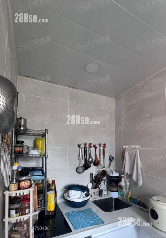 金辉大厦 租盘 2 房 , 1 浴室 340 平方尺