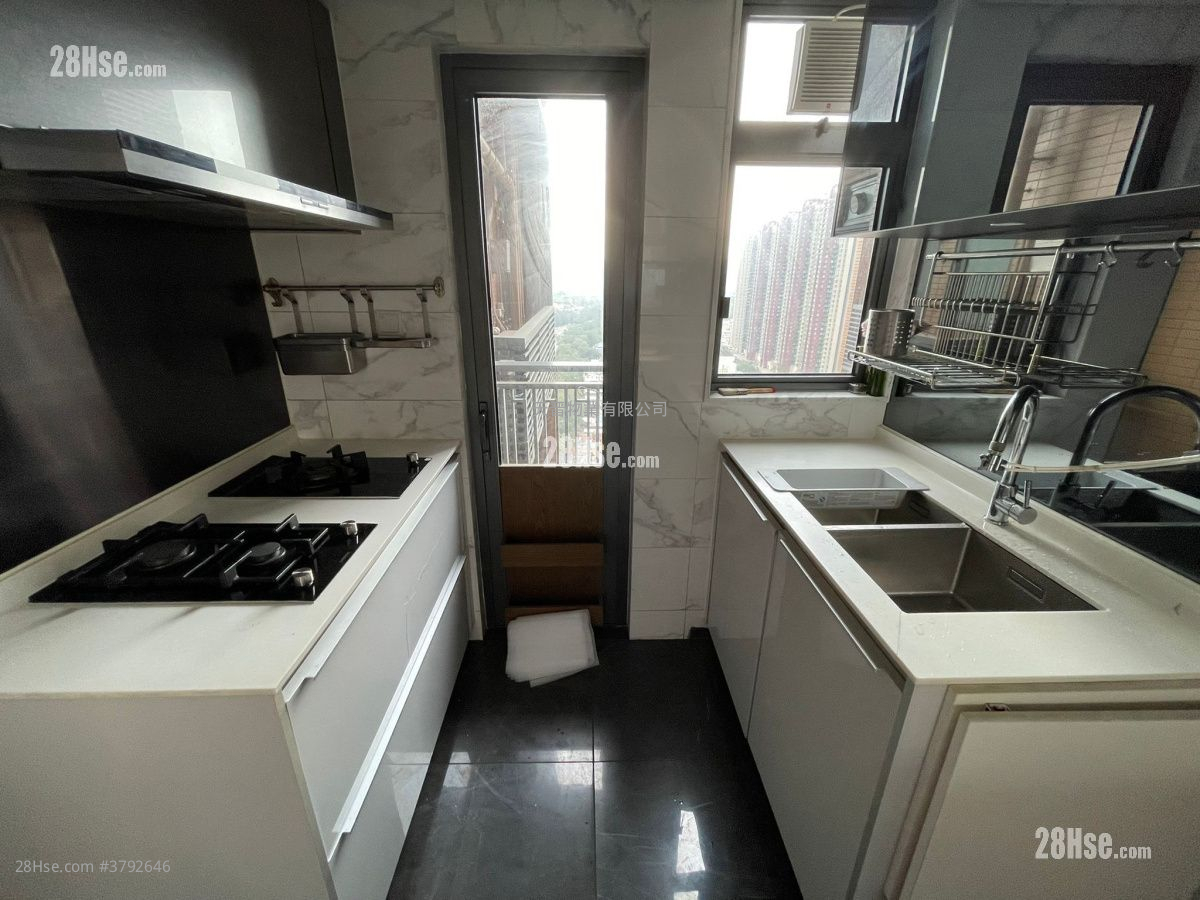 Grand Yoho Sell 3 Bedrooms , 2 Bathrooms 777 ft²