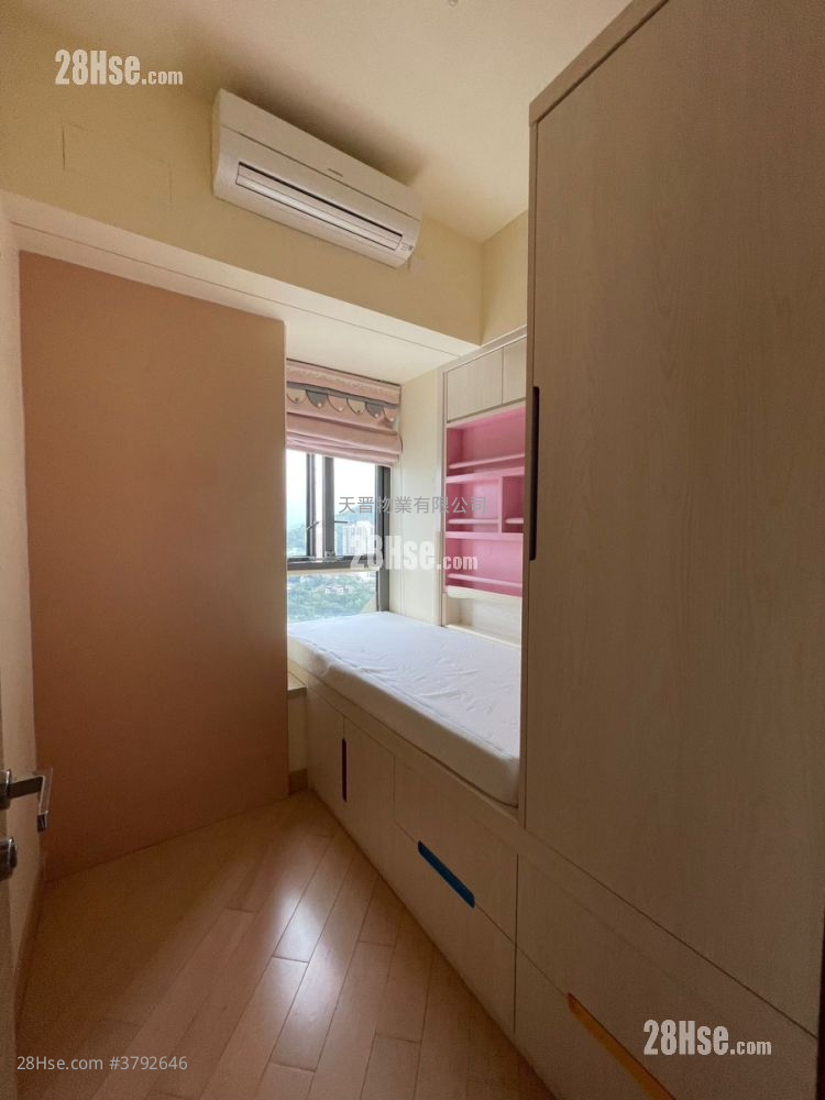 Grand Yoho Sell 3 Bedrooms , 2 Bathrooms 777 ft²