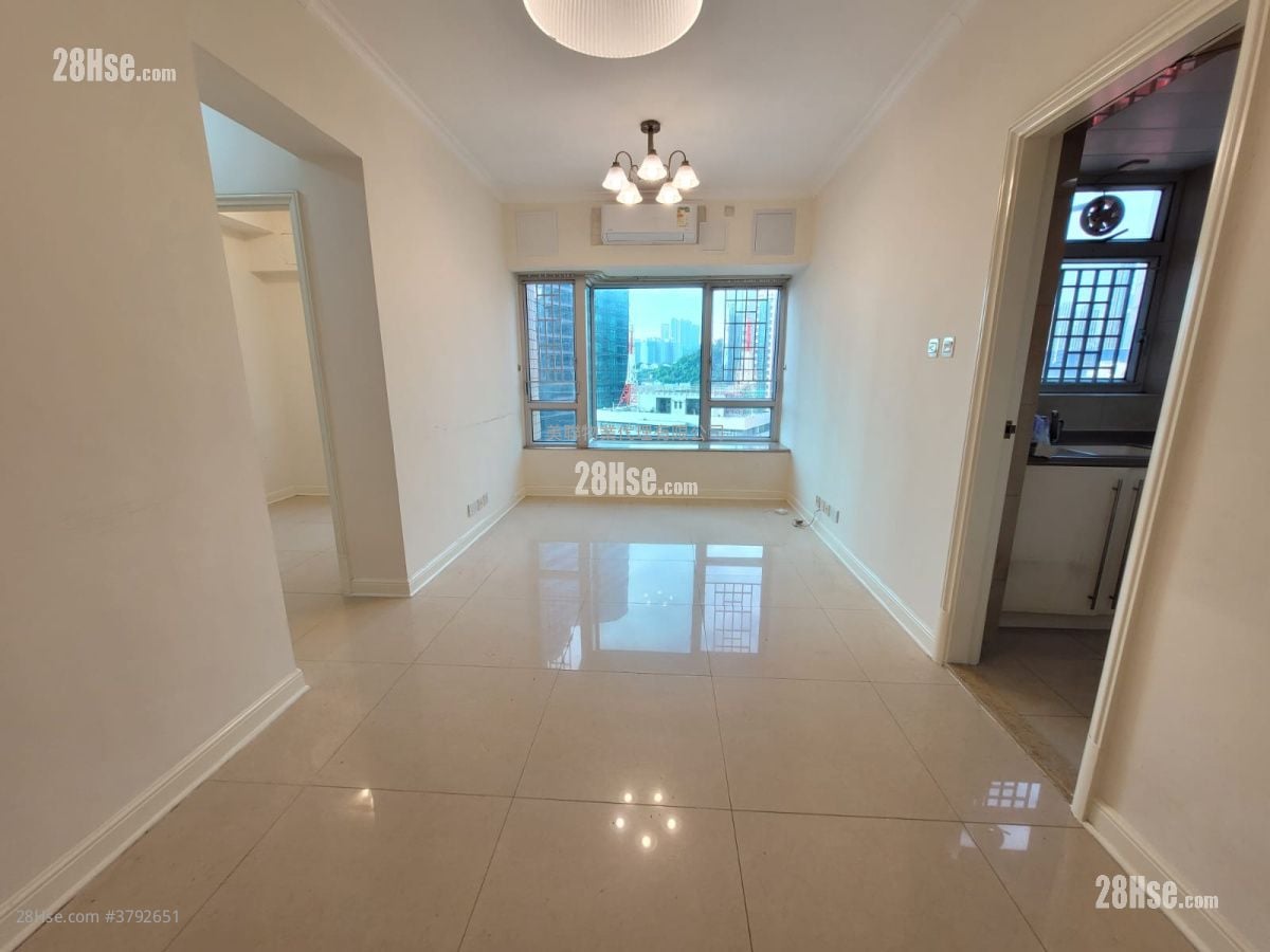 Banyan Garden Sell 2 Bedrooms , 1 Bathroom 434 ft²