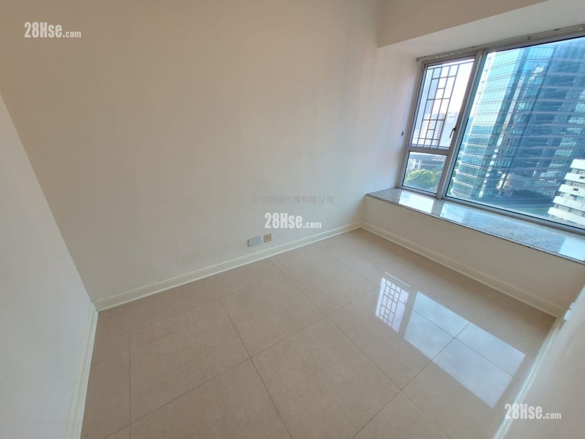 Banyan Garden Sell 2 Bedrooms , 1 Bathroom 434 ft²
