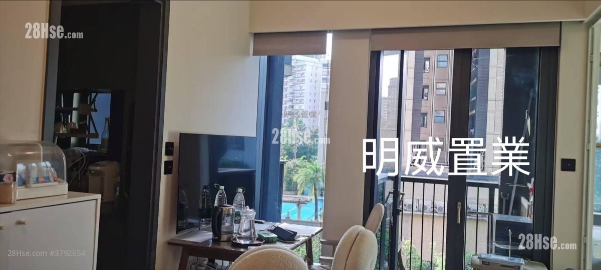 Timber House Rental 2 Bedrooms 393 ft²