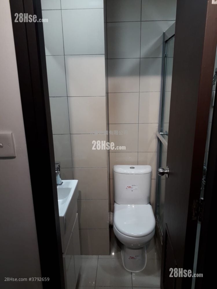 Kellet Court Sell 2 Bedrooms , 1 Bathroom 306 ft²