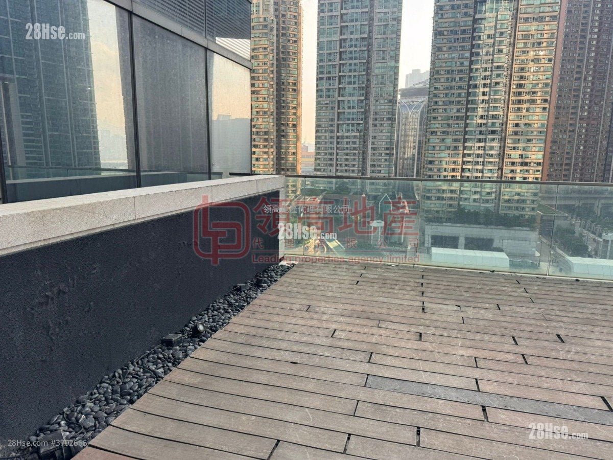 天玺 售盘 2 房 , 2 浴室 1,107 平方尺