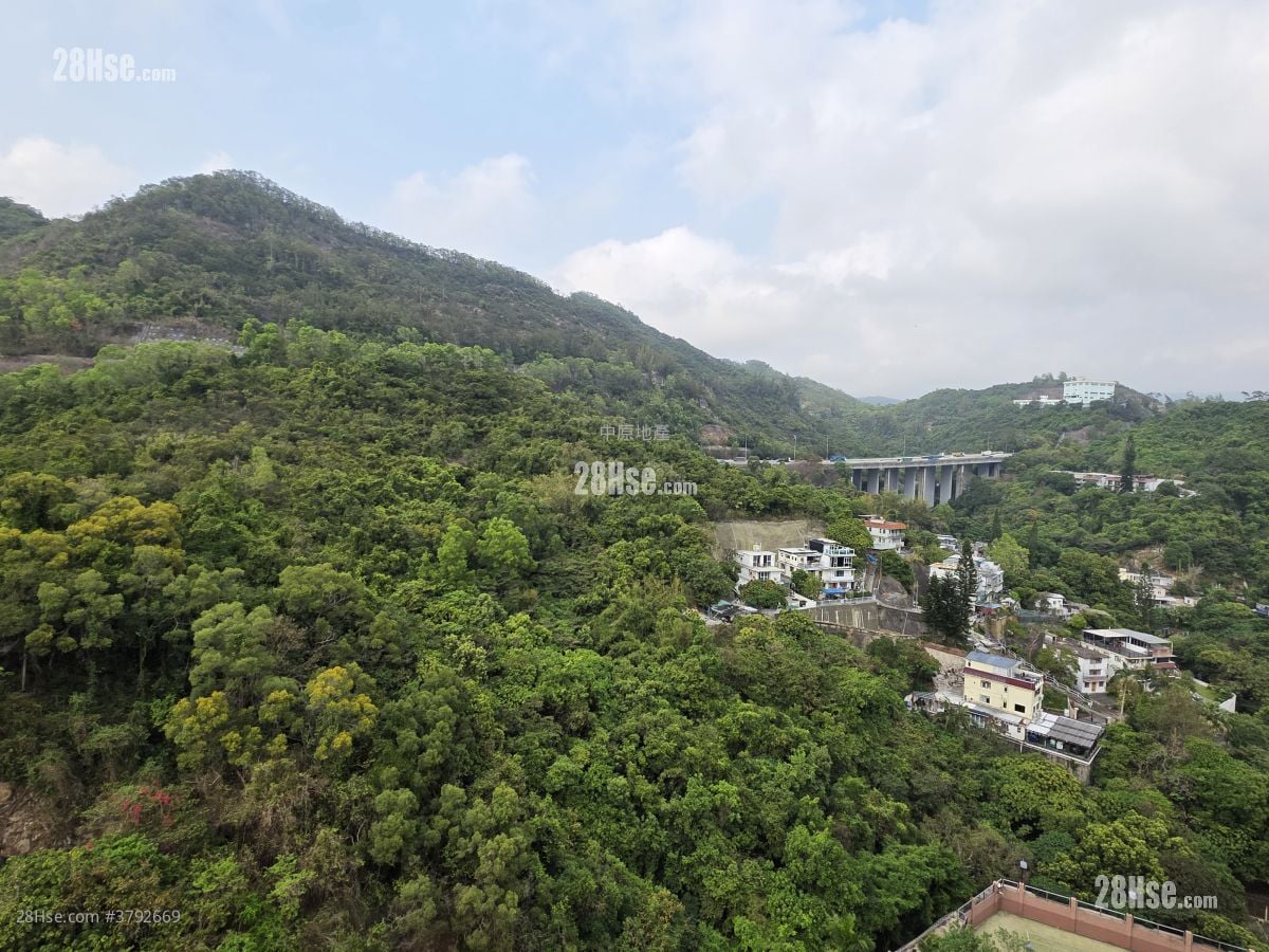 Hong Kong Garden Sell 2 Bedrooms , 1 Bathroom 365 ft²