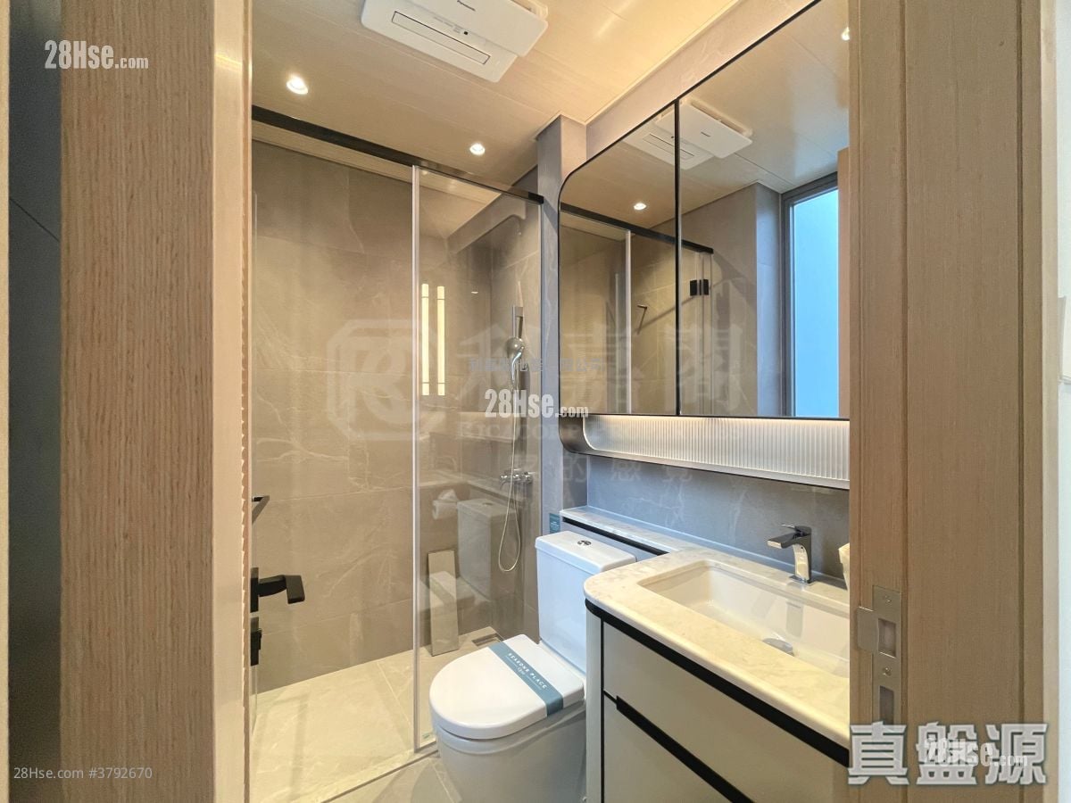 Seasons Place Rental 441 ft²