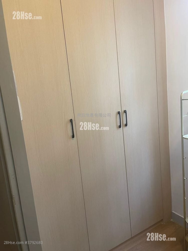 Tai Kei House Rental 2 Bedrooms 356 ft²