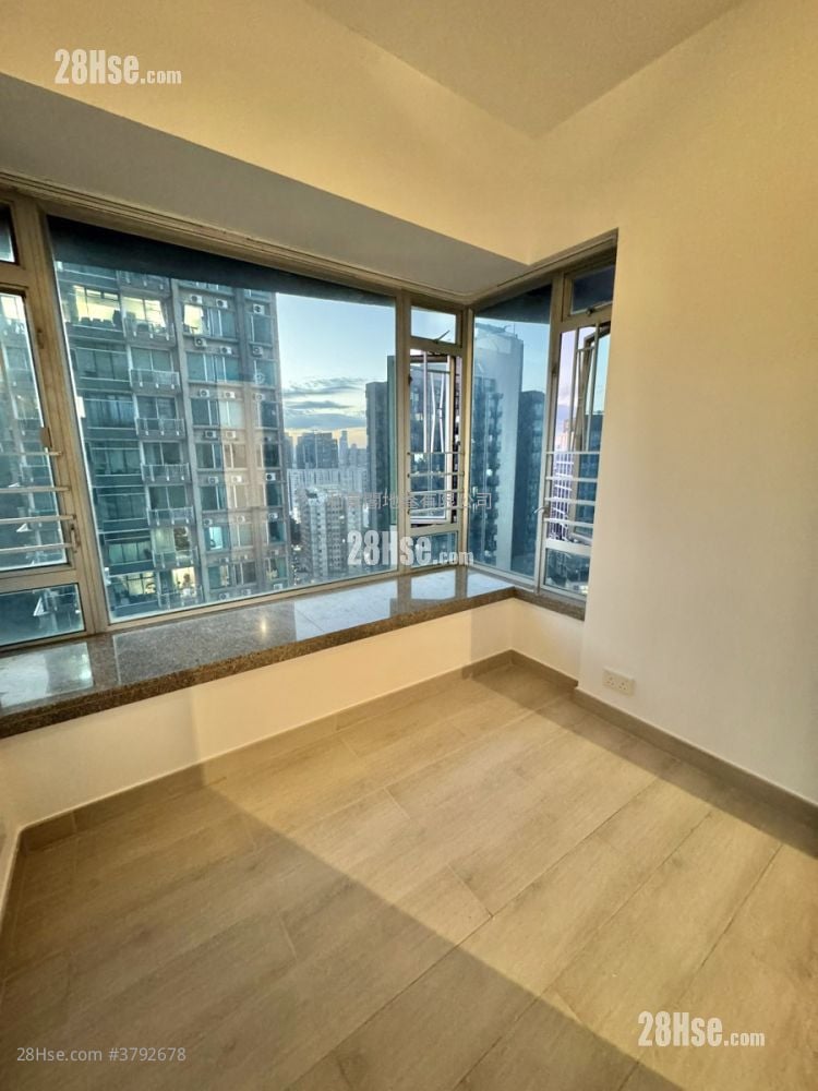 御皇台 售盘 2 房 , 1 浴室 400 平方尺