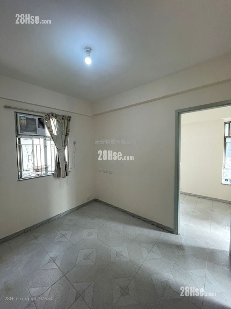 Fortuna Building Sell 2 Bedrooms , 1 Bathroom 258 ft²