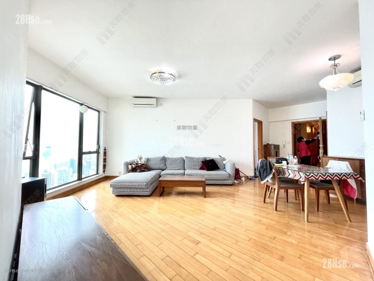 The Belcher's Rental 1,109 ft²