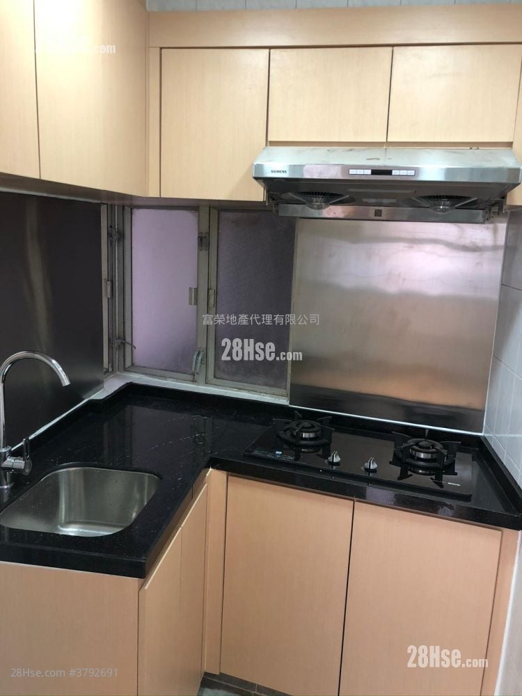 Whampoa Estate Sell 2 Bedrooms , 1 Bathroom 321 ft²