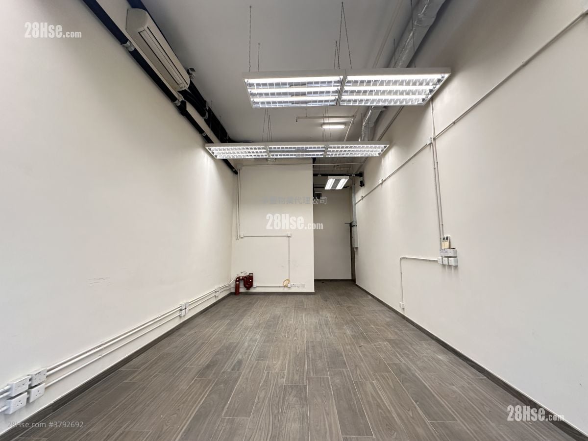 W668 租盘 1 房 , 1 厕所 616 平方尺