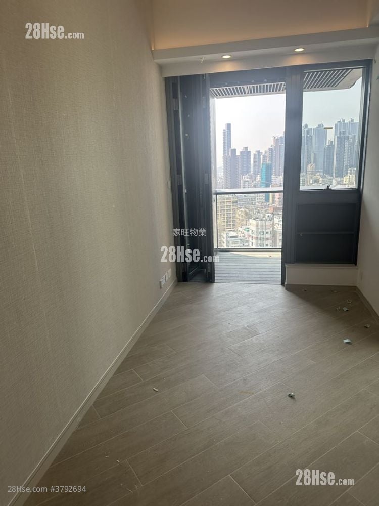 晓柏峰 租盘 2 房 , 1 浴室 365 平方尺