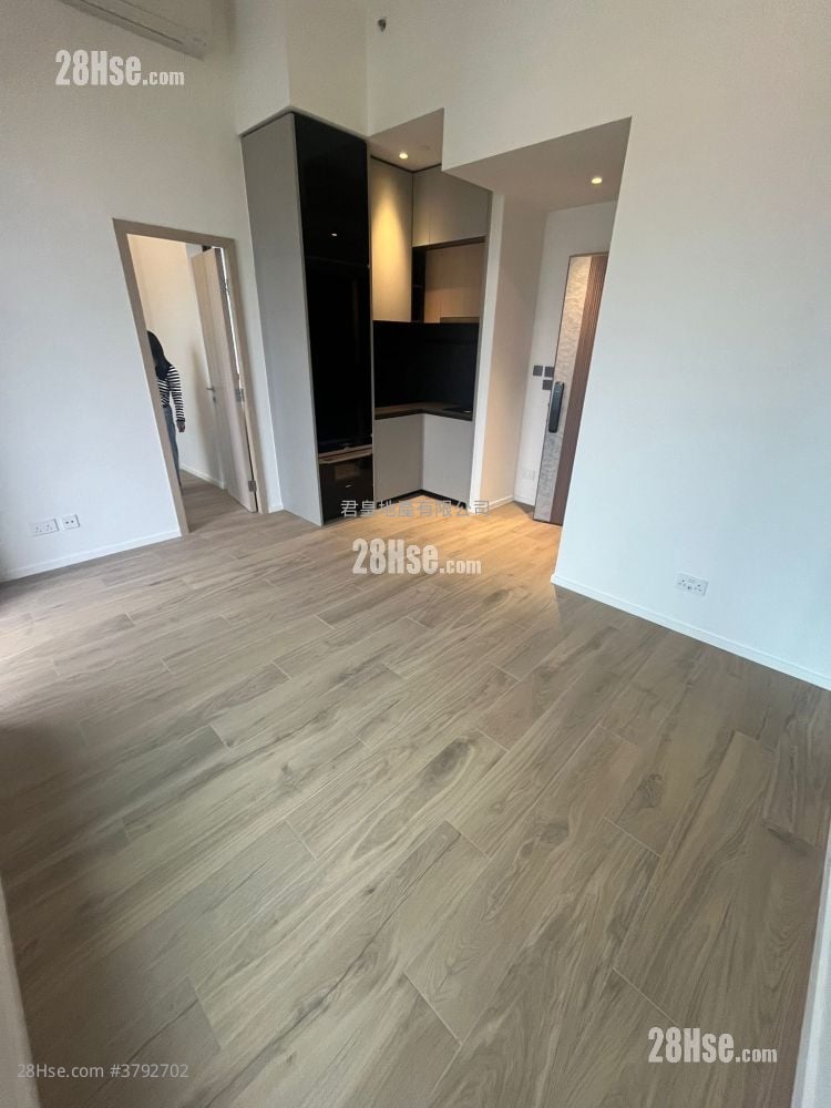 Elize Park 租盘 2 房 , 1 浴室 410 平方尺