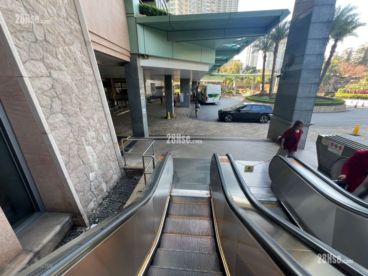 大厦外观: 映湾园 售盘 2 房 , 1 浴室 565 平方尺