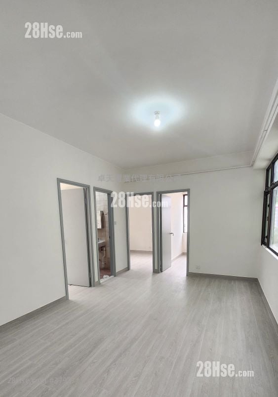 福至大厦 租盘 2 房 , 1 浴室 588 平方尺