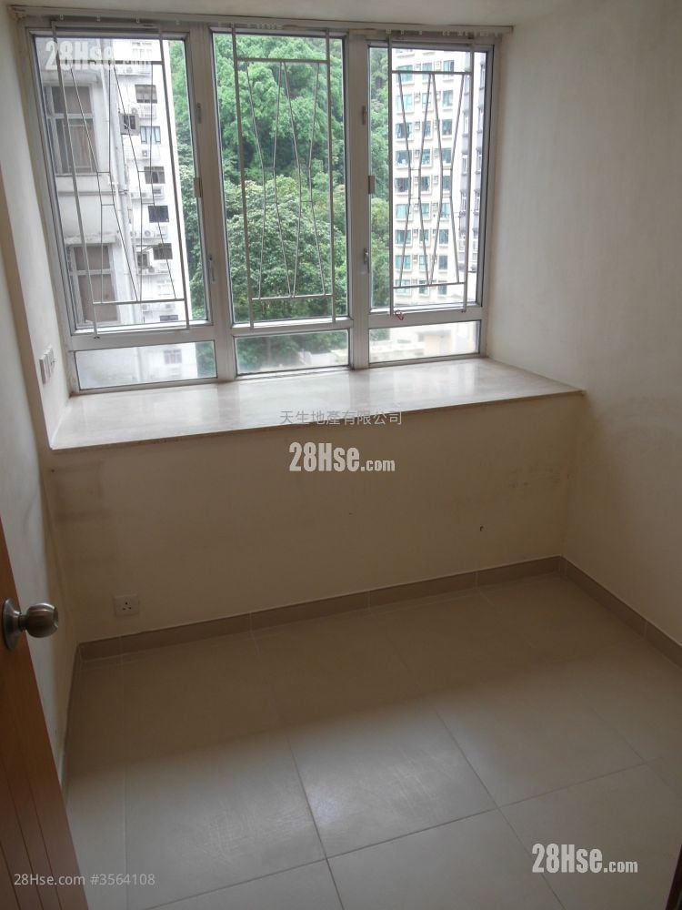 Hing Hon Building Sell 2 Bedrooms , 1 Bathroom 428 ft²