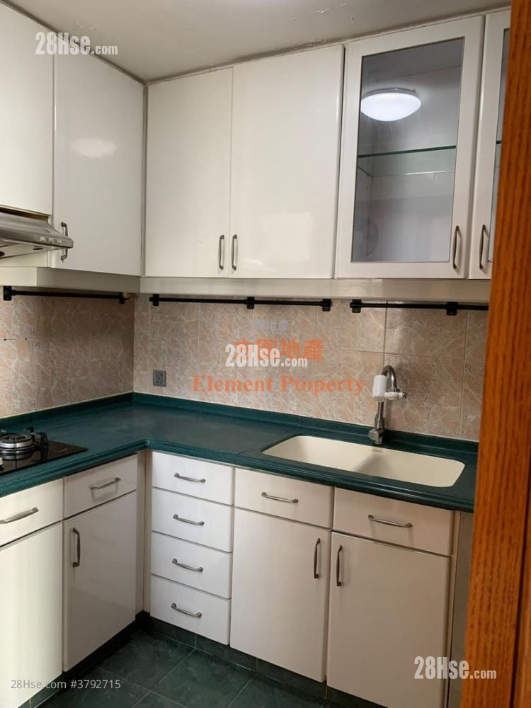 Laguna City Sell 4 Bedrooms , 3 Bathrooms 1,204 ft²