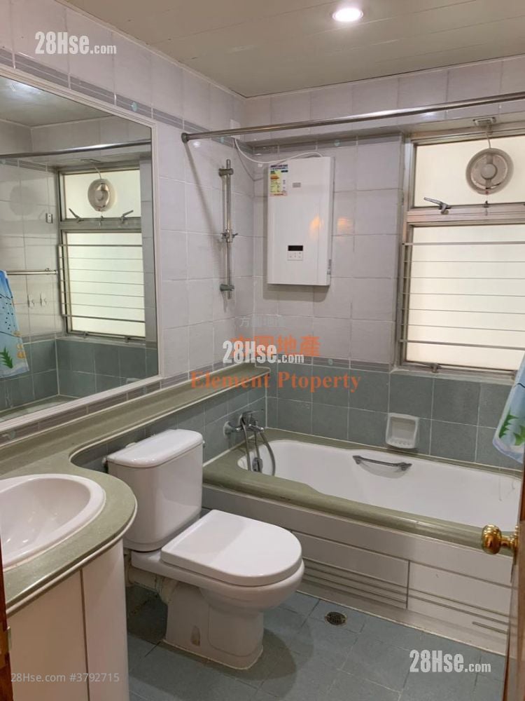 Laguna City Sell 4 Bedrooms , 3 Bathrooms 1,204 ft²