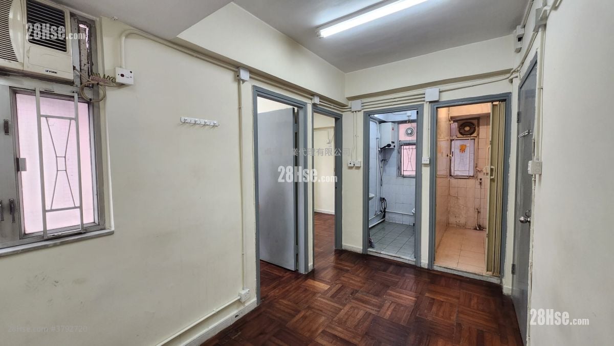 福安大厦 租盘 2 房 , 1 浴室 320 平方尺