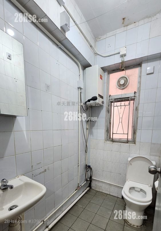 福安大厦 租盘 2 房 , 1 浴室 320 平方尺