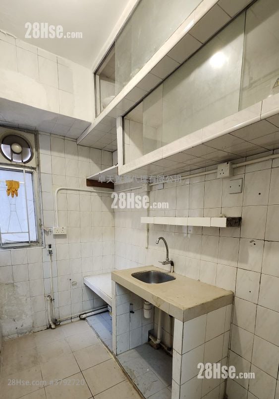 福安大厦 租盘 2 房 , 1 浴室 320 平方尺