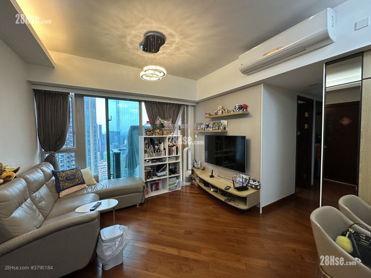 观月桦峯 售盘 3 房 808 平方尺