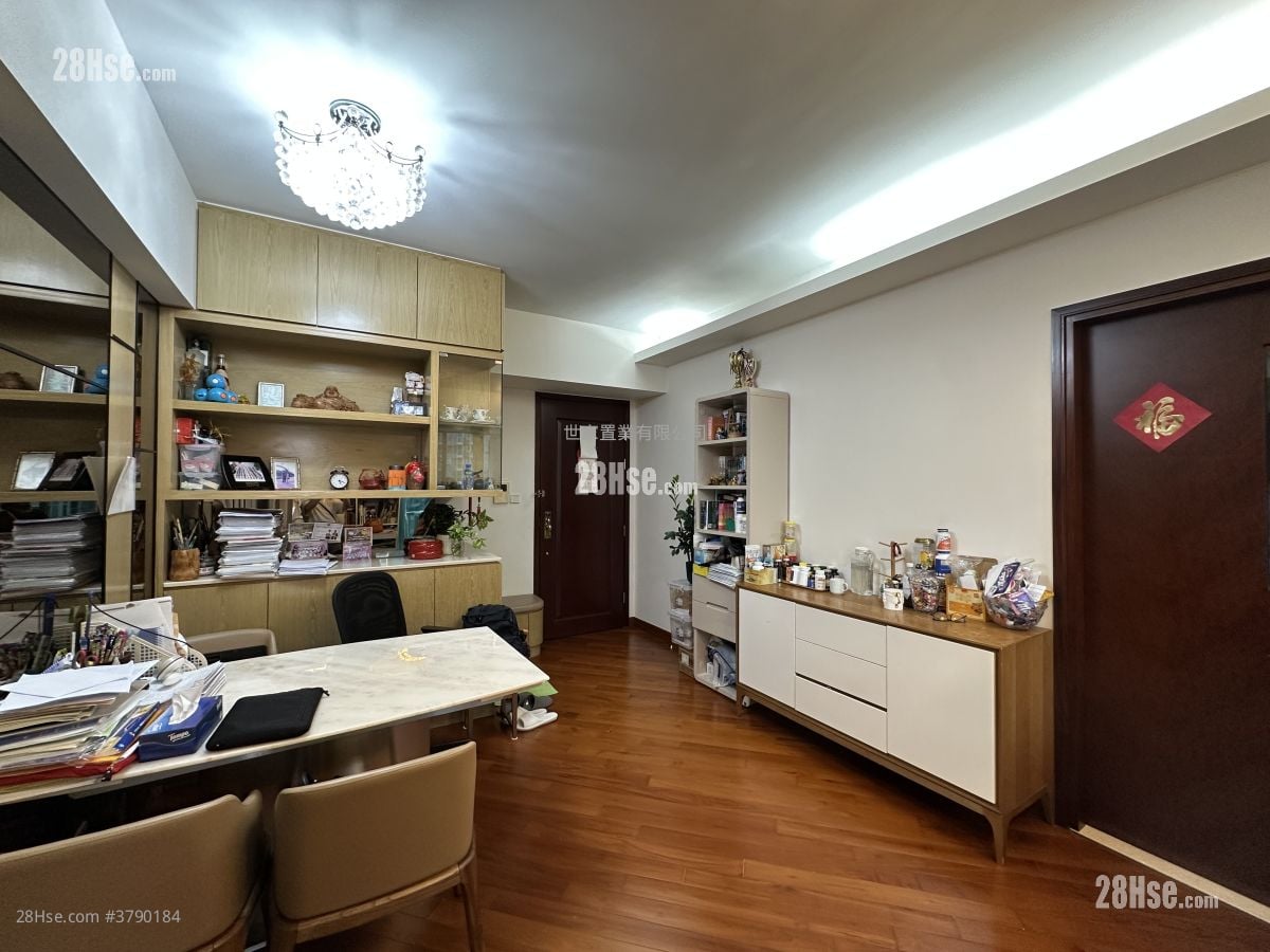 观月桦峯 售盘 3 房 808 平方尺