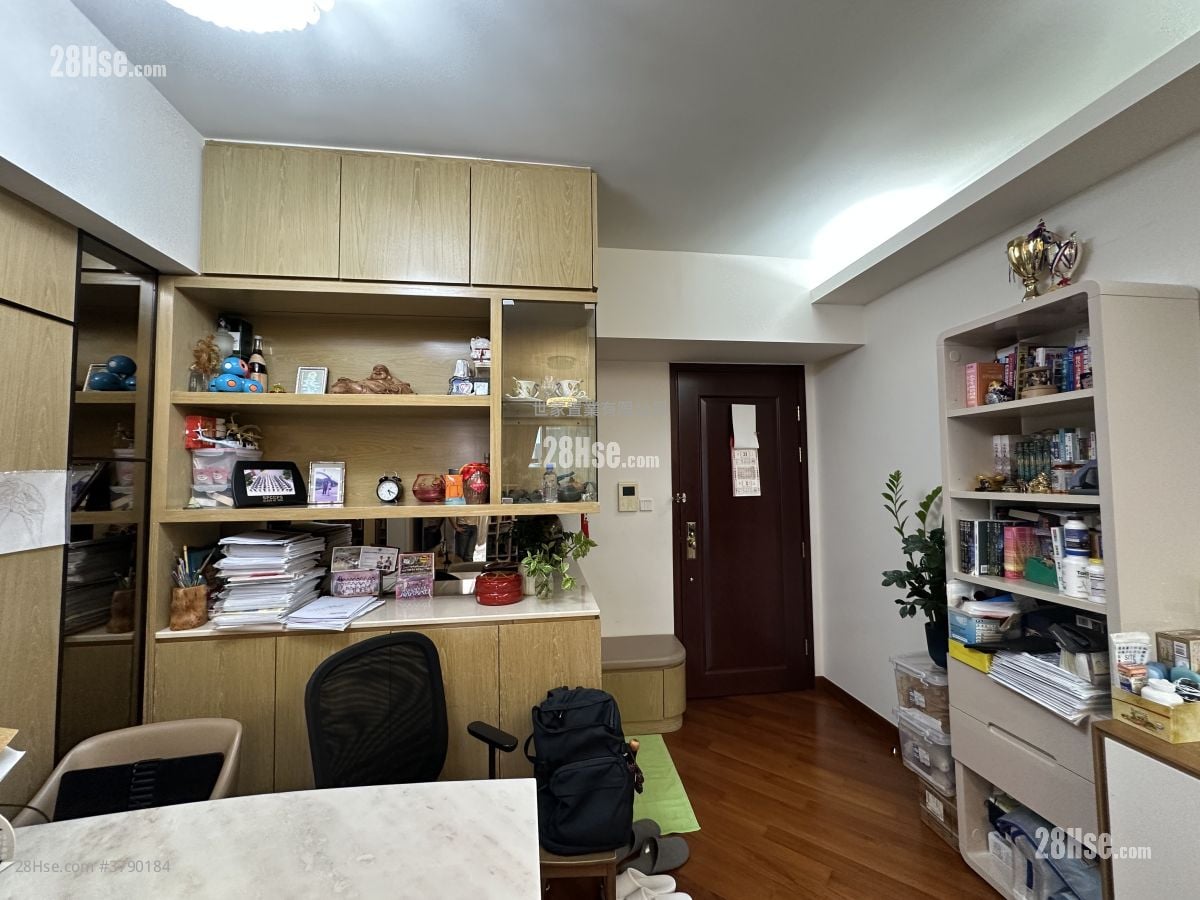 观月桦峯 售盘 3 房 808 平方尺