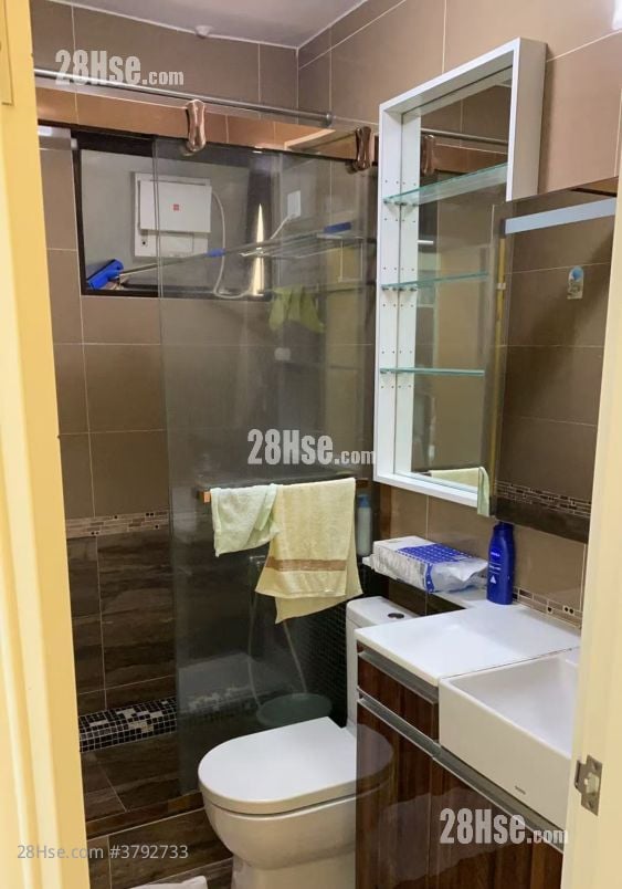 薄扶林花园 售盘 3 房 , 1 浴室 708 平方尺