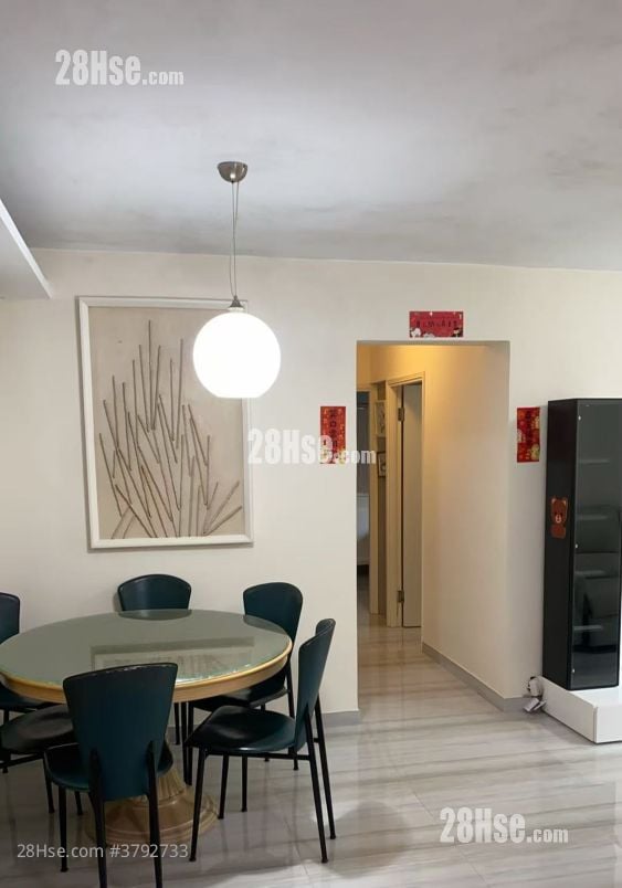 薄扶林花园 售盘 3 房 , 1 浴室 708 平方尺