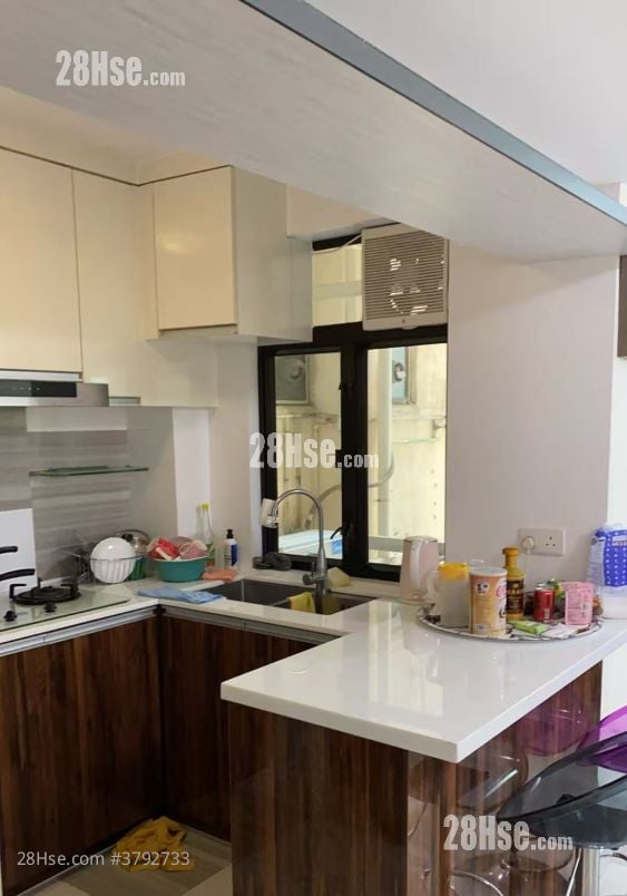 薄扶林花园 售盘 3 房 , 1 浴室 708 平方尺