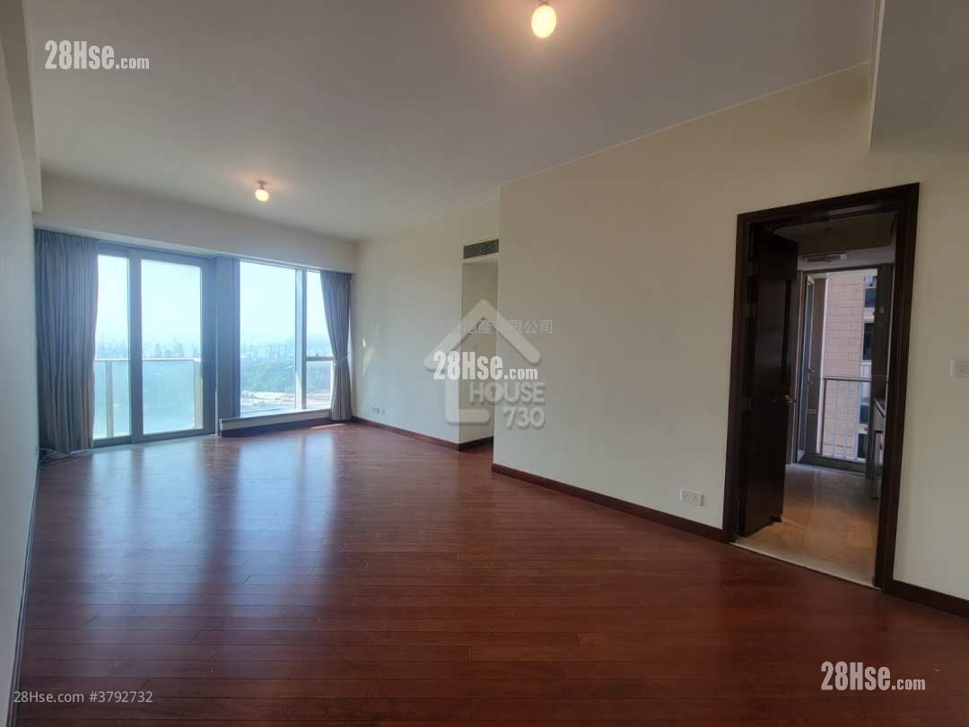 The Coronation Sell 3 Bedrooms , 2 Bathrooms 927 ft²