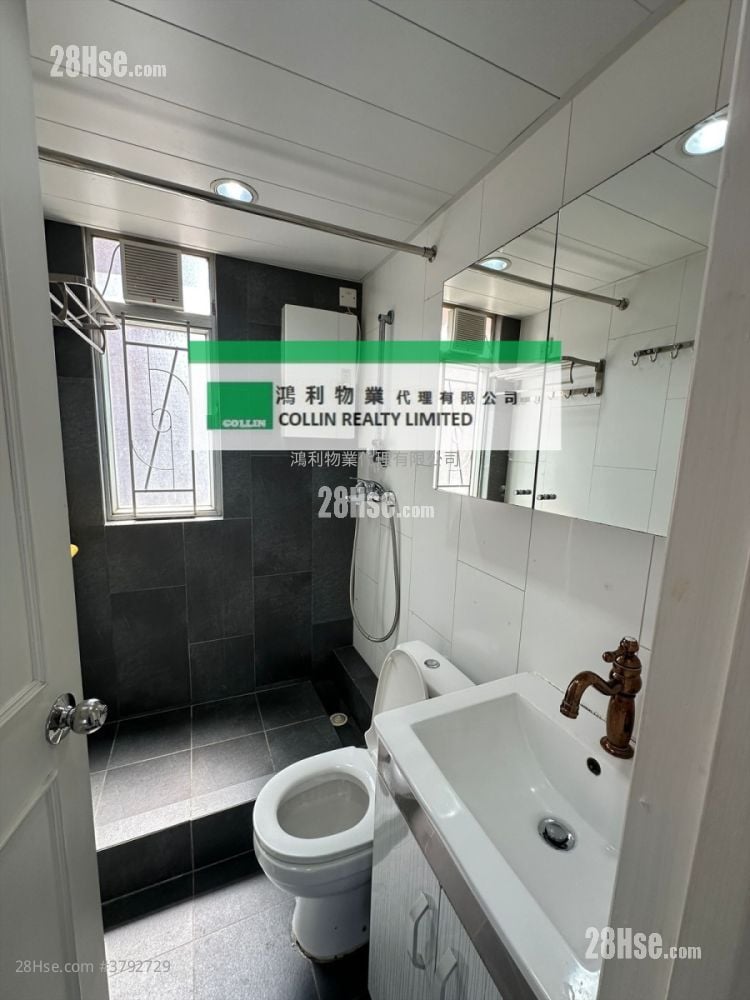 单幢楼房 租盘 3 房 , 2 浴室 535 平方尺