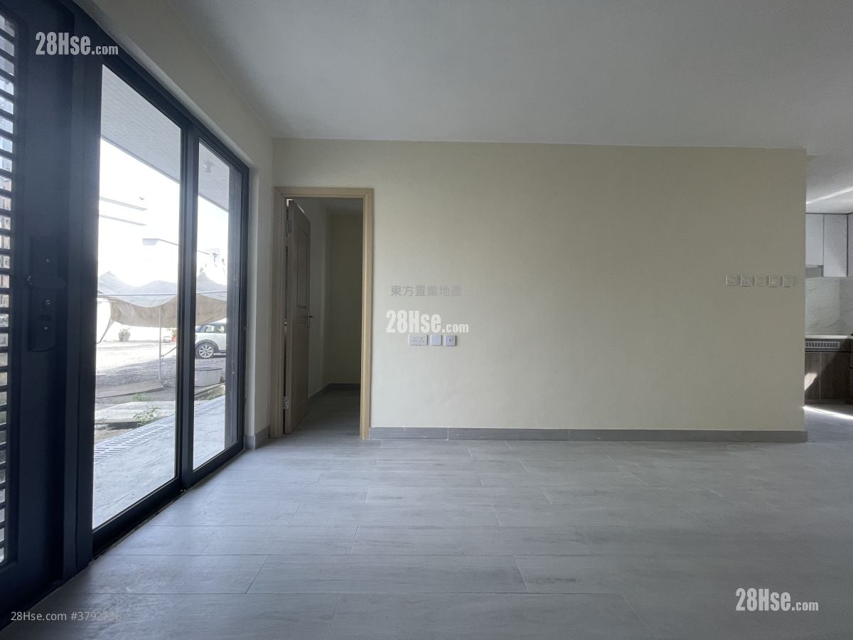 Village Sell 3 Bedrooms , 2 Bathrooms 700 ft²