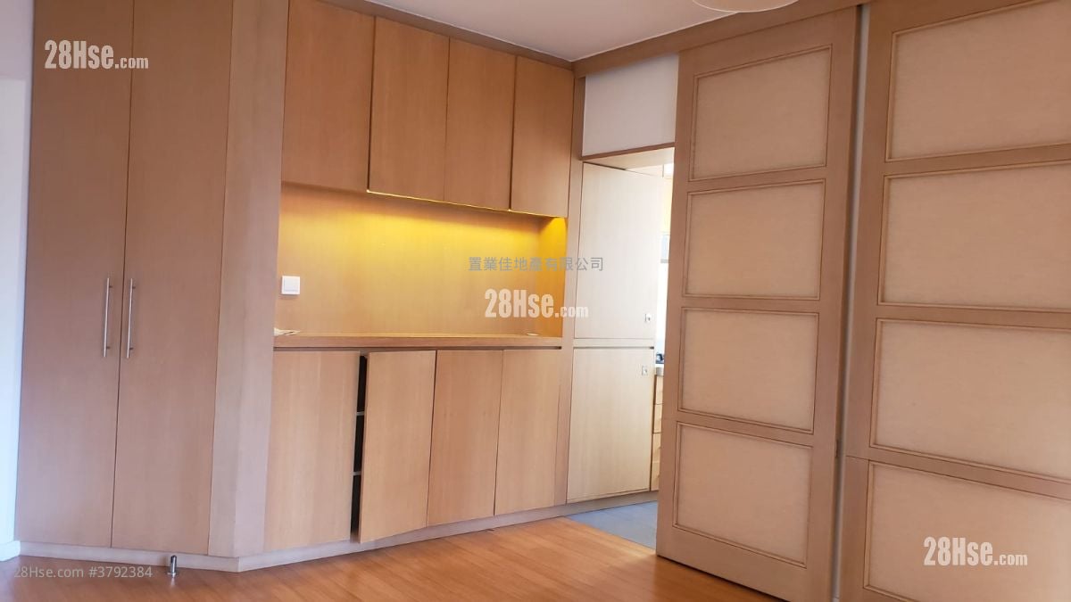 龙涛苑 售盘 2 房 , 1 浴室 534 平方尺