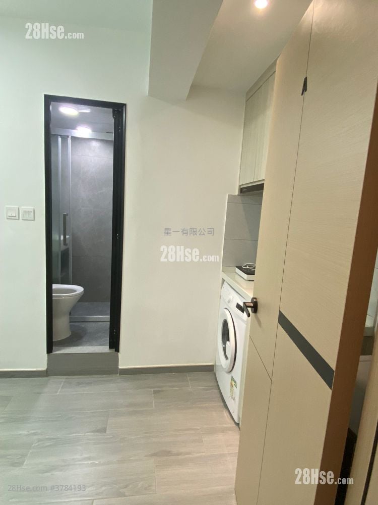 Companion Court Rental 1 Bedroom , 1 Bathroom 180 ft²