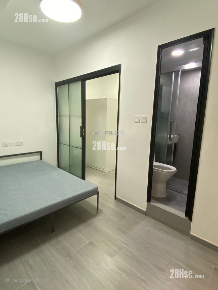 Companion Court Rental 1 Bedroom , 1 Bathroom 180 ft²