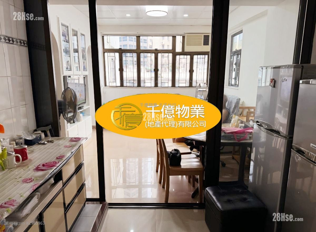 万年大厦 售盘 3 房 545 平方尺