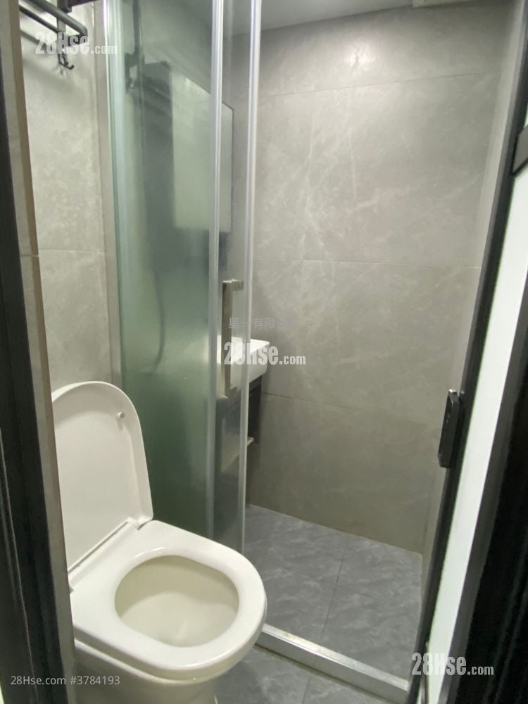 Companion Court Rental 1 Bedroom , 1 Bathroom 180 ft²